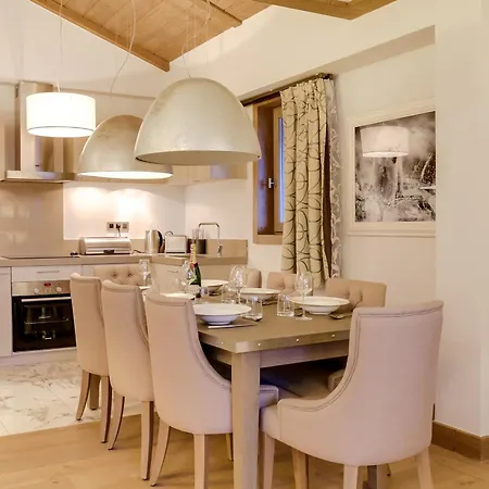 Apartamento 4 Pieces Moderne, Village, Proche Pistes, Parking Inclus - Fr-1-562-22 Courchevel